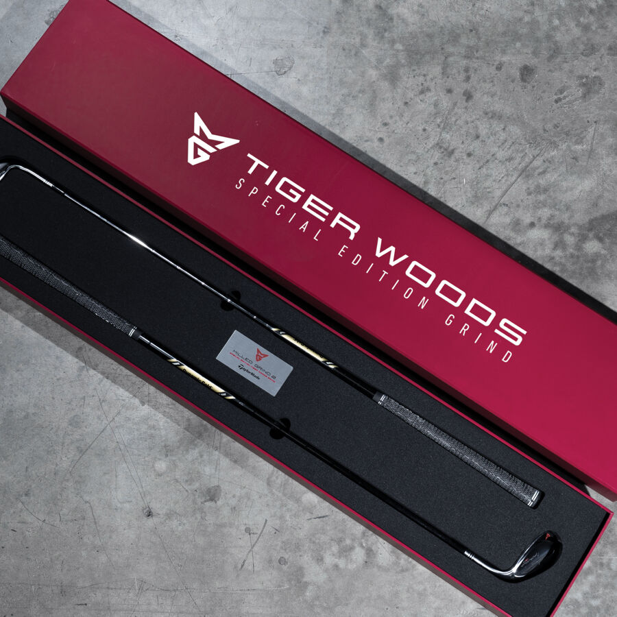 MG2 Tiger Woods Gift Set image number 0